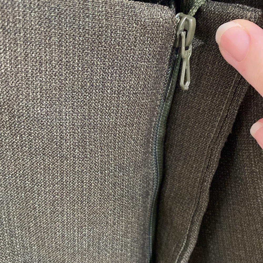 Zara Basic slacks - Picture 5 of 5